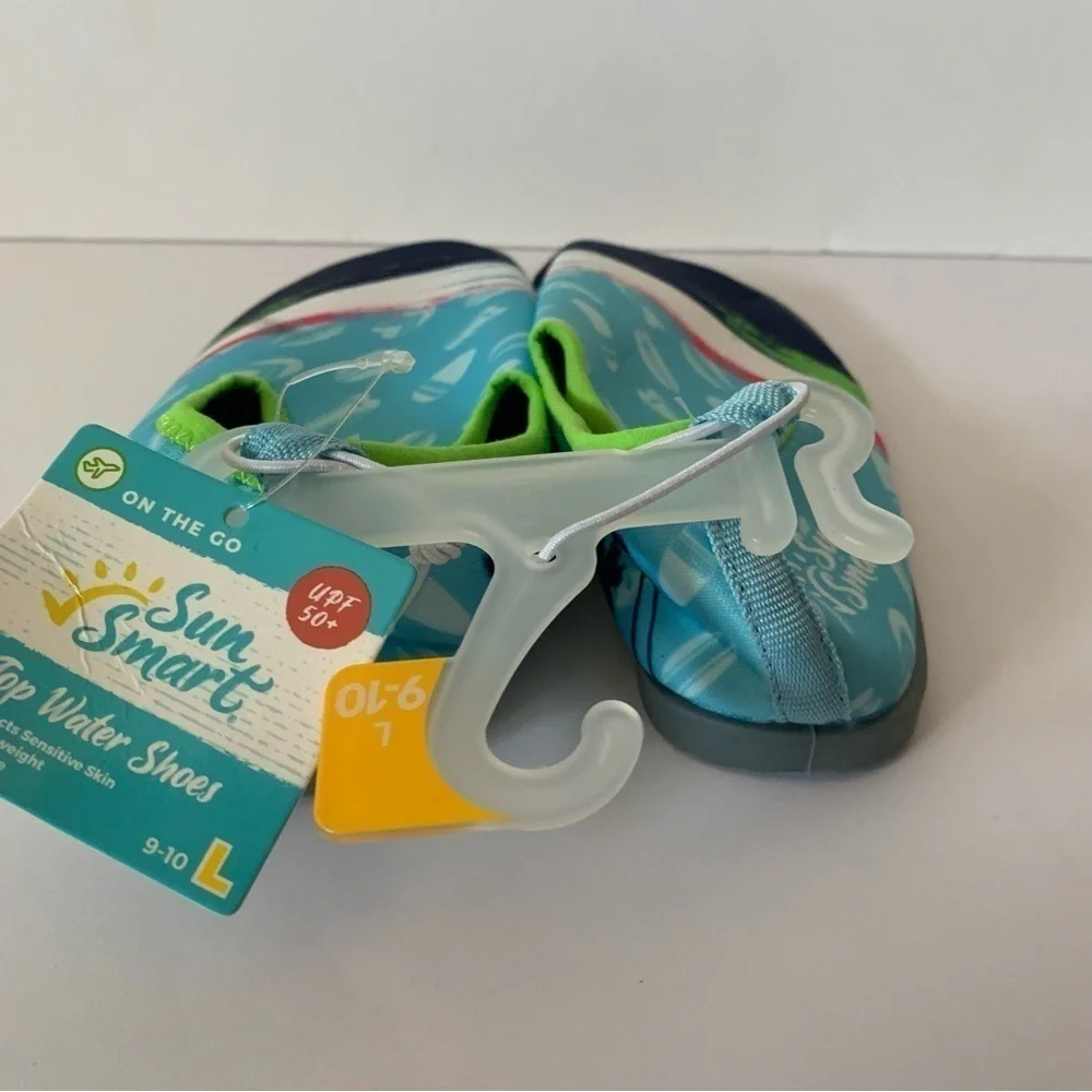 NWT. AQUA LEISURE Sun Smart Hi-Top Water Shoes